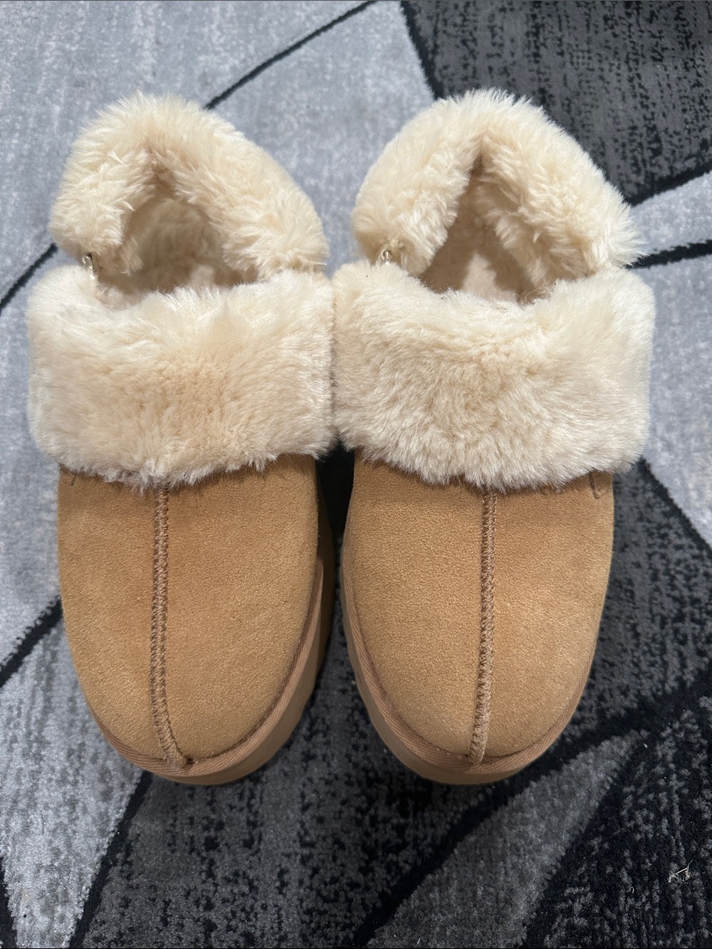 Cozy Women's Shearling-Lined Suede Slippers - Chestnut Removable Sling back